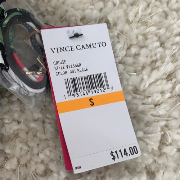 Tropical swimsuit top - Picture 2 of 4